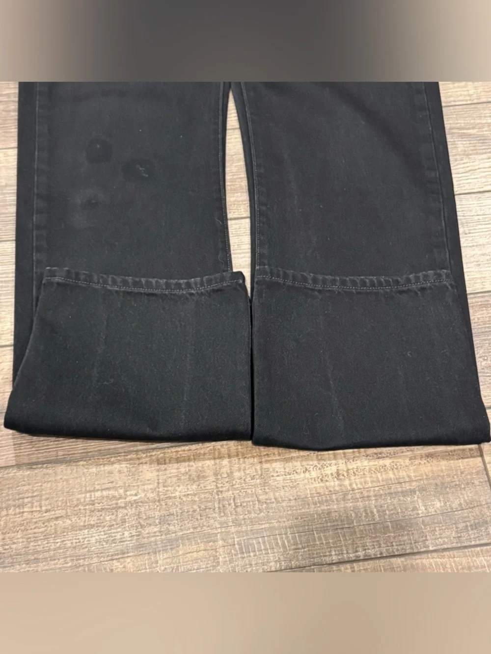 Levis 501 Button Fly Jeans Mens 33 x 34 Black Straight Leg 100% Cotton Denim